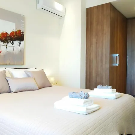 Sunshine 2 With Sea View *