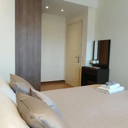 Sunshine 2 With Sea View Hébergement de vacances *